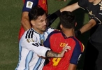 记者谈阿根廷被FIFA调查：涉及5名球员 还有歧视性口号+违规横幅